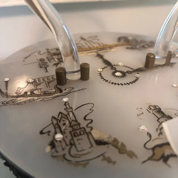 Vintage - Navy Woven Lucite Round Box Purse - Picture 5 of 7